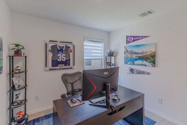 Building Photo - 10502 Torroja Wy