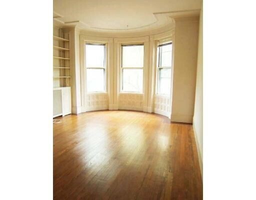 Building Photo - 246 Marlborough St