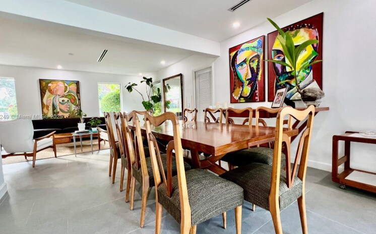 Building Photo - 14605 SW 75th Ave