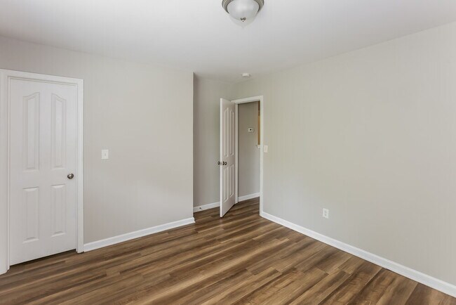 Building Photo - 3832 Glory St