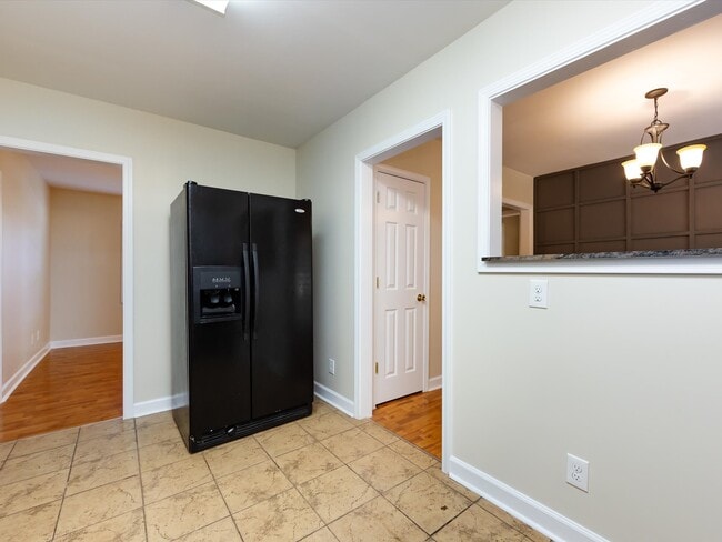 Building Photo - 1324 Bethel Rd