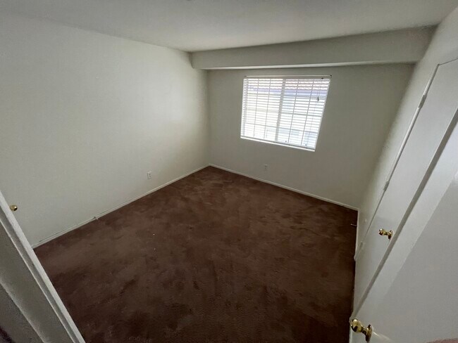 Building Photo - 3815 STARFIELD LANE
