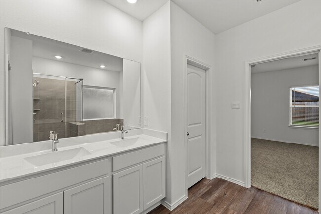 Building Photo - 6023 Ginevra Summers Dr