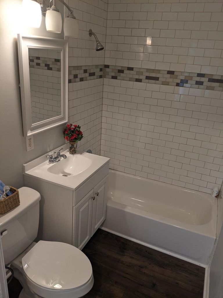 Building Photo - 3338 Powers St