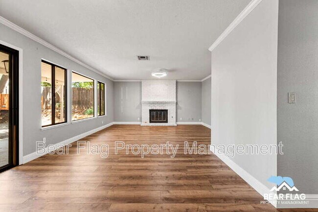 Building Photo - 1601 Wyndham Way