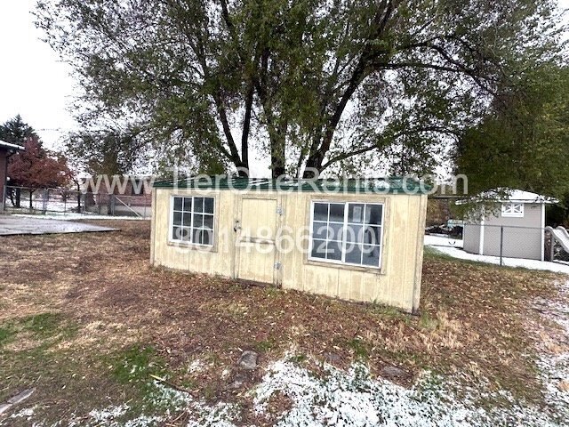 Building Photo - NO DEPOSIT option available for qualified renters!