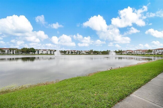 Building Photo - 11940 SW 25th Ct