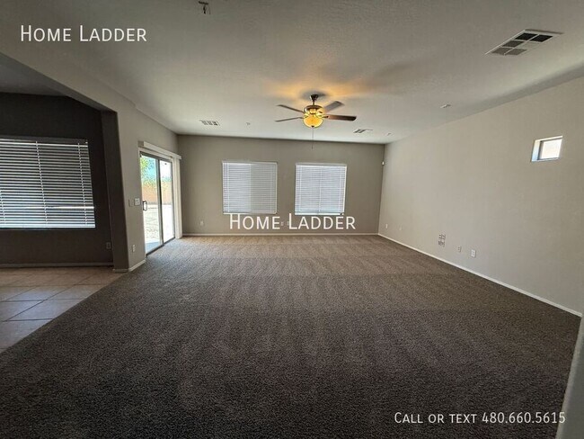 Building Photo - 4703 S 99th Dr