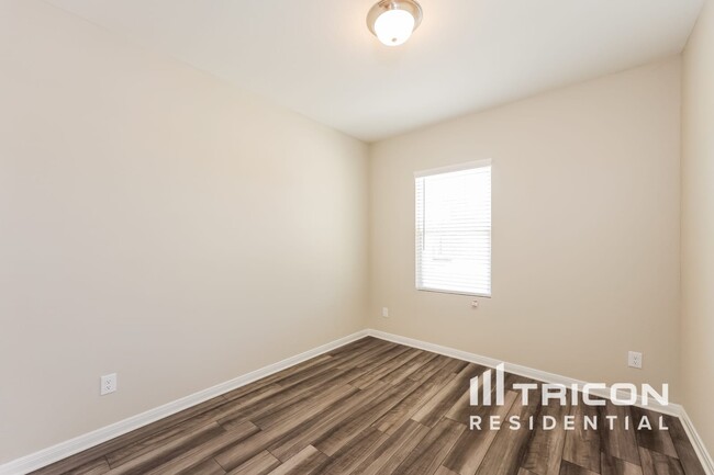 Building Photo - 7447 Boa Holw