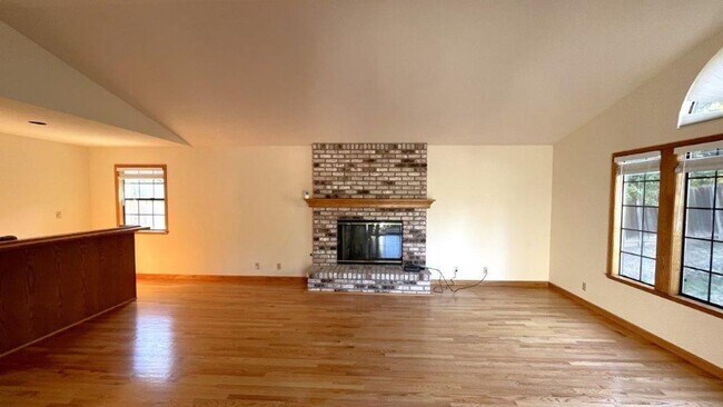 Building Photo - Walnut Creek Northgate neighborhood! Beaut...