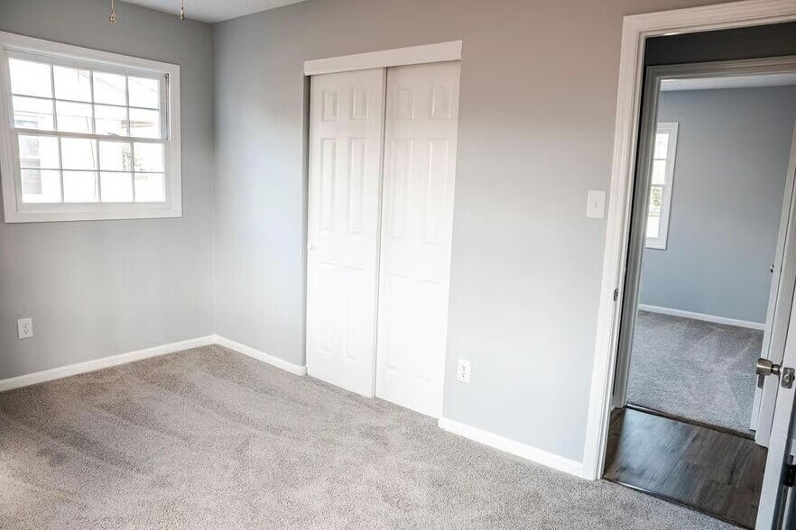 Building Photo - 410 Atwell Dr