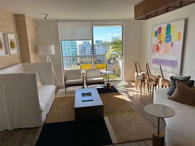 Building Photo - 6039 Collins Ave