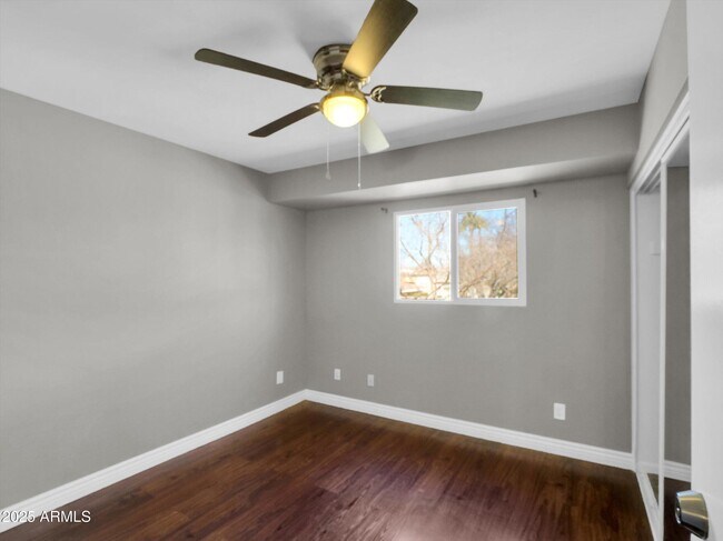 Building Photo - 8522 E Montebello Ave