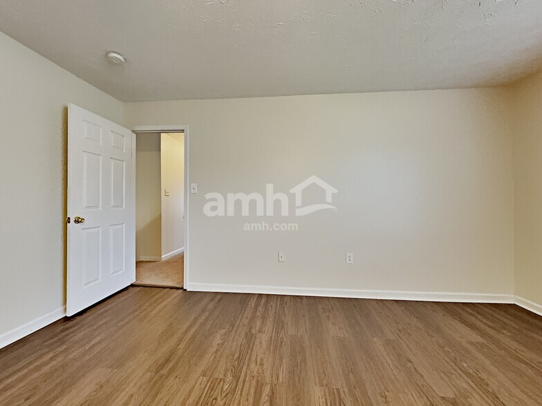 Building Photo - 7722 Edith Keeler Ln