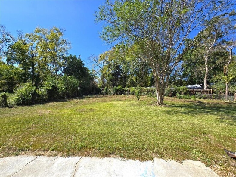 Building Photo - 3608 Princeton Rd