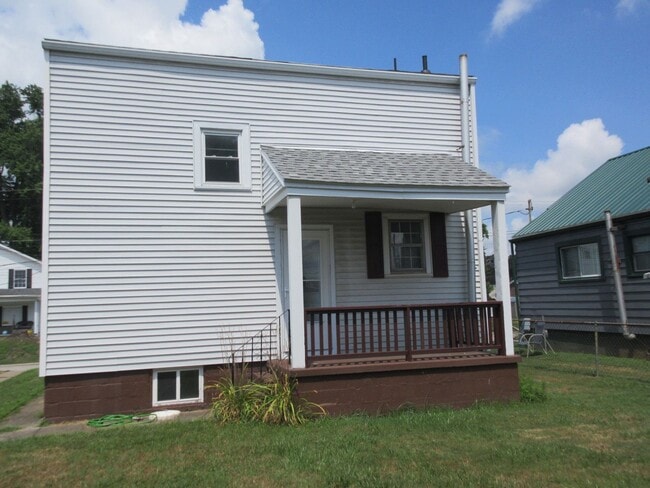 Building Photo - 3510 Elm St