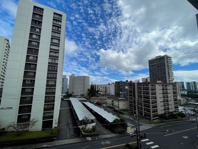 Building Photo - Westview Plaza Condo - Upgraded 1 bedroom,...