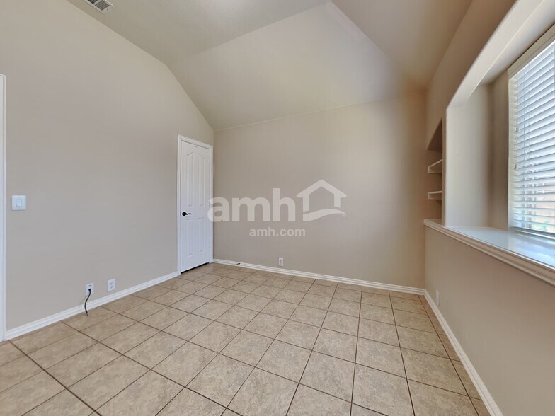 Building Photo - 1225 Concho Trail