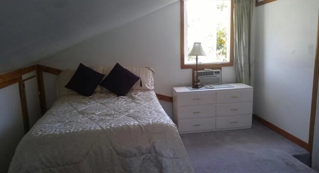 Building Photo - 3110 Highland Ave