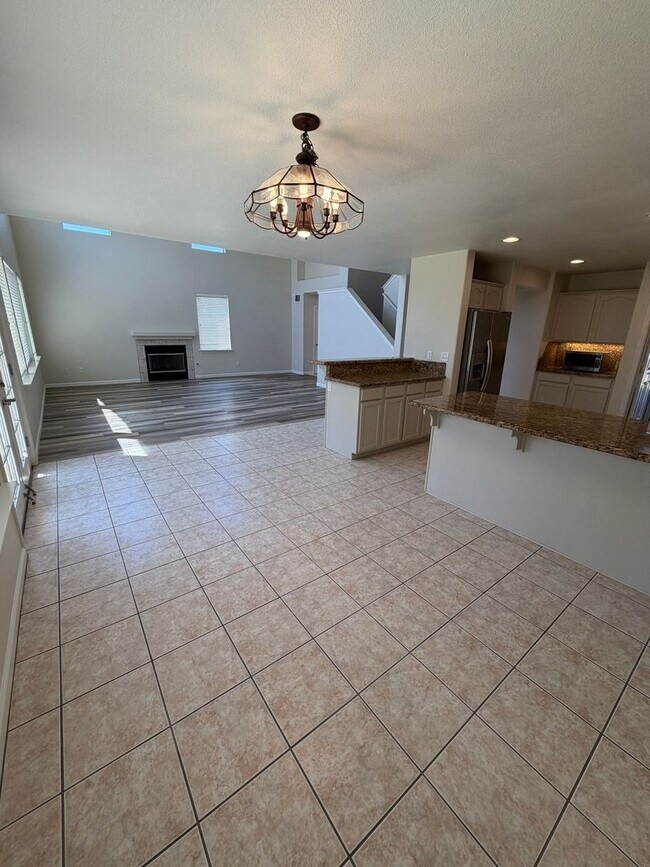 Building Photo - 1810 Baylor Ln