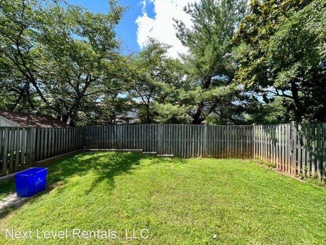 Building Photo - 3 br, 3.5 bath House - 7719 Eagles Head Court