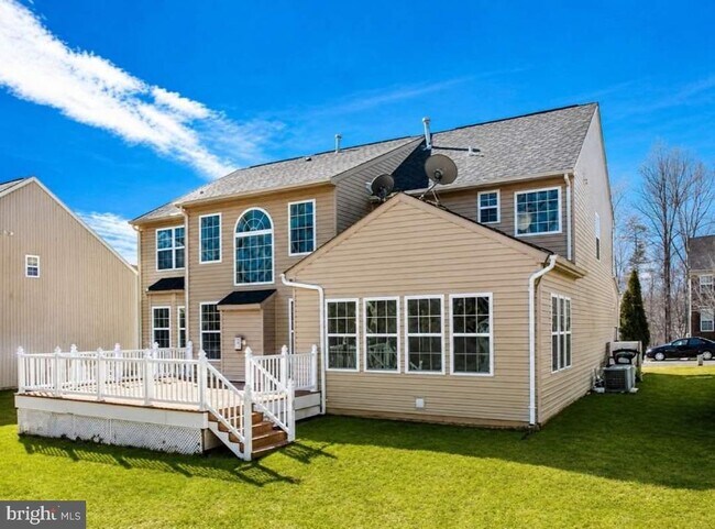 Building Photo - 15329 Colonel Tansill Ct