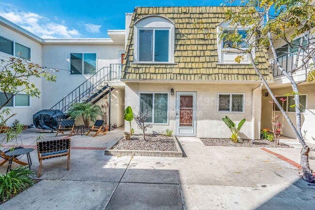 Building Photo - 4036 Shasta St