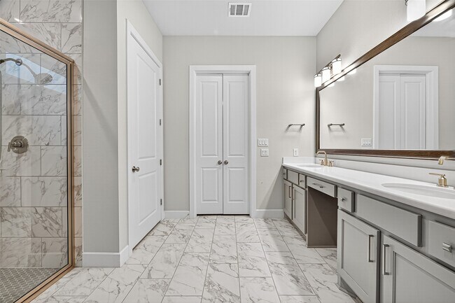 Building Photo - 28939 Shady Grove Ln