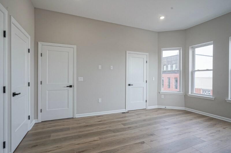 Building Photo - 952 N Marshall St