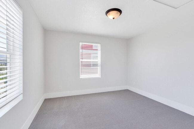 Building Photo - 6258 W Copper Hawk Dr
