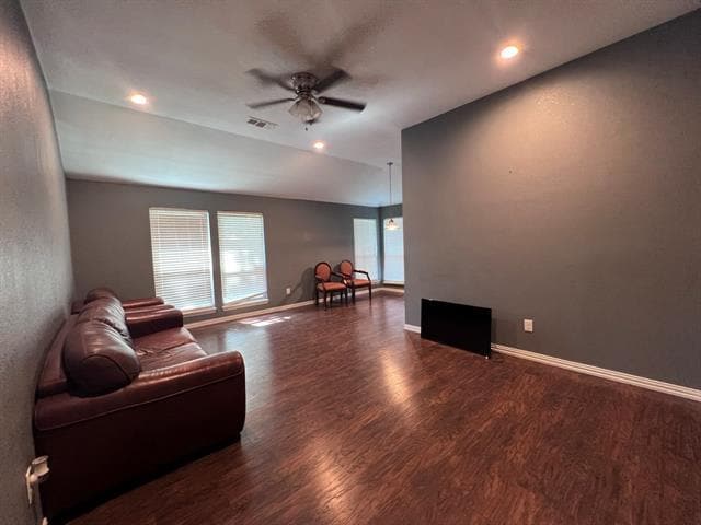 Building Photo - 1331 Lanius St