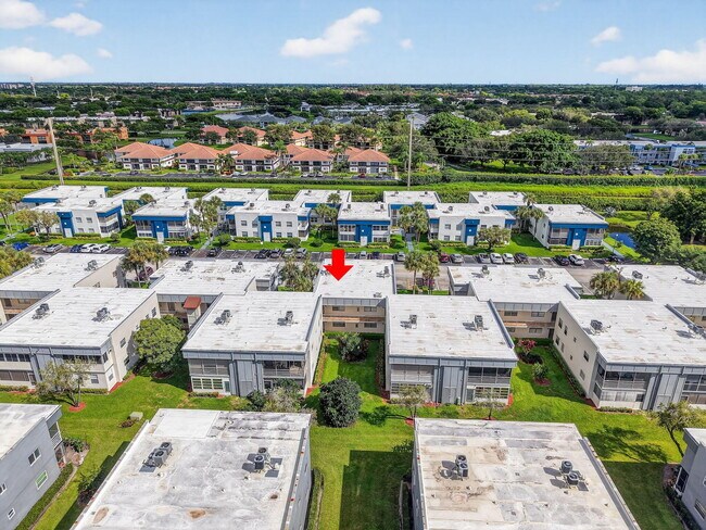 Building Photo - 538 Normandy Ln