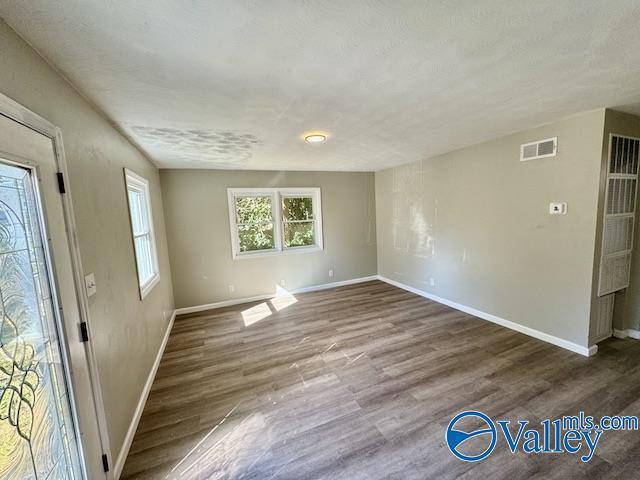 Building Photo - 4000 McEwen Dr NW