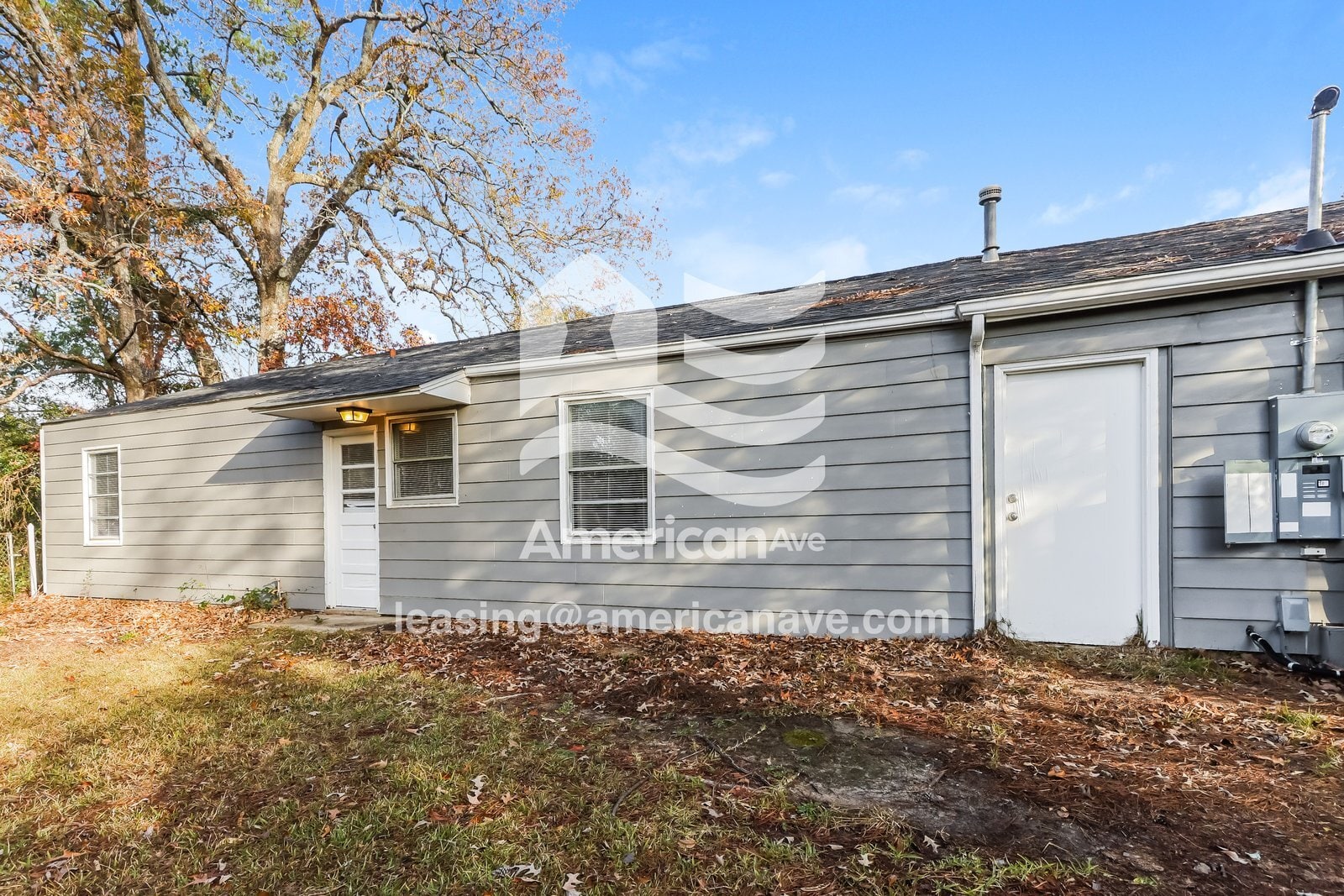 Building Photo - 693 Aldrich St NE