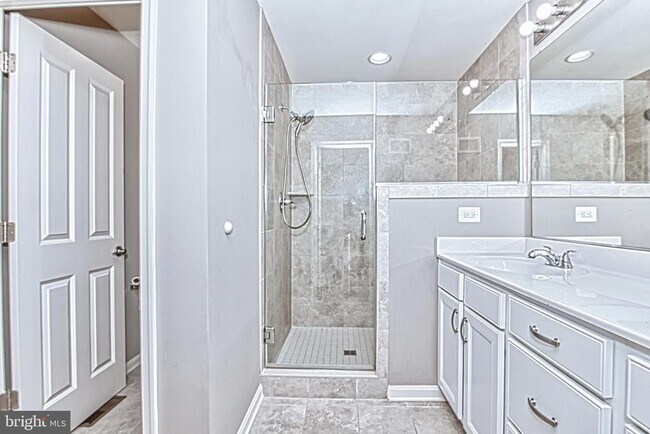 Building Photo - 4302 Edosomwan Ln