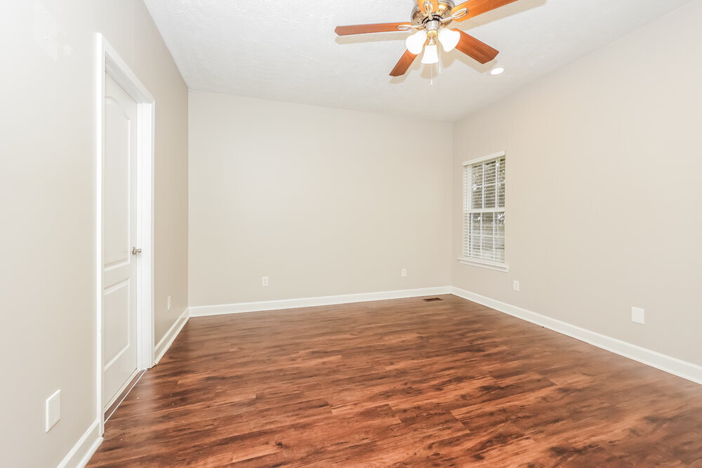 Building Photo - 1501 Teresa Ln