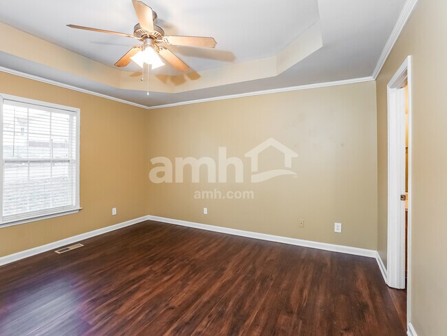 Building Photo - 1533 Cedar Springs Cir