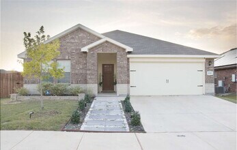 Building Photo - Serene 3BD Fort Worth Oasis | All Utilities Included | Near Alliance Hub