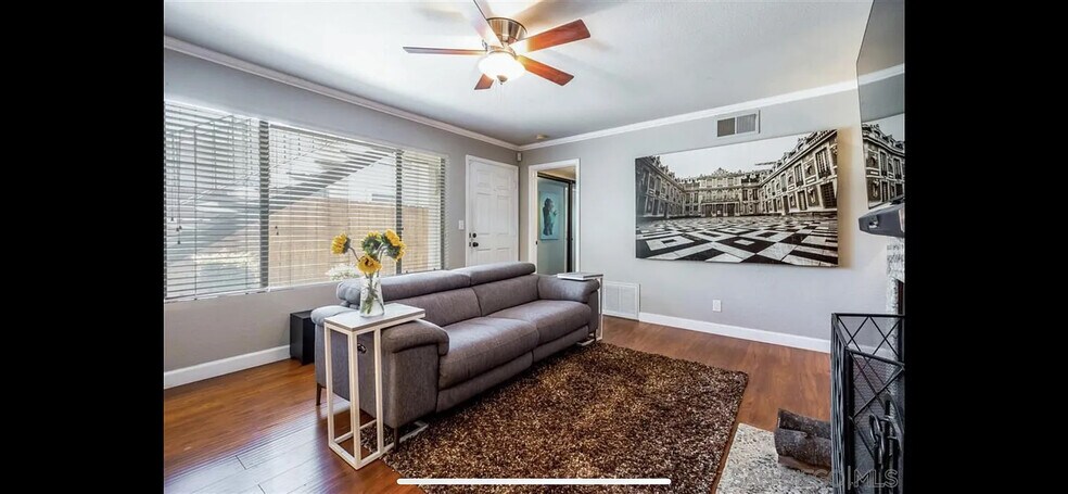 Building Photo - 4541 Utah St