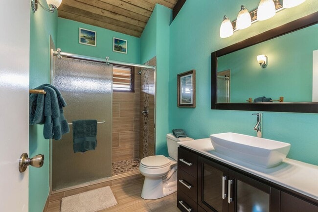 Building Photo - Kawaihau Sports Villa 2 bedroom, 2 bath fu...