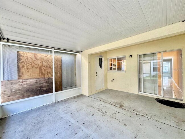 Building Photo - 10823 Brickside Ct