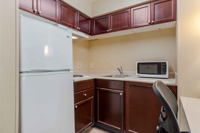 Building Photo - Furnished Studio-Houston - Med. Ctr. - Bra...
