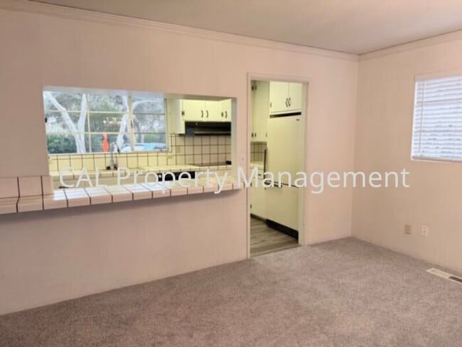 Building Photo - Beautiful 3-Bedroom Pebble Beach Home!