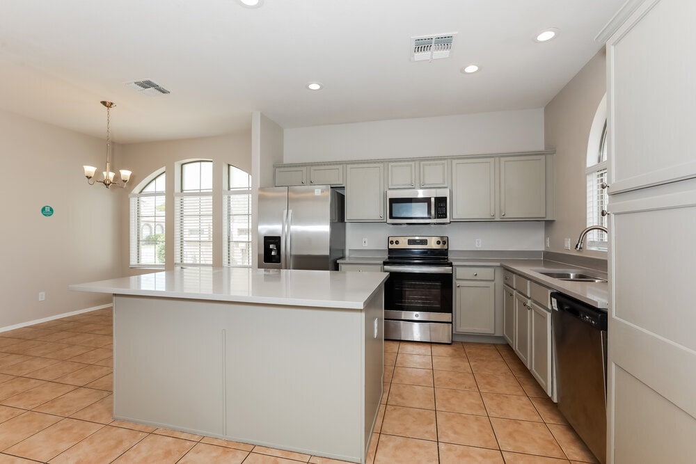 Building Photo - 5334 E Harmony Ave