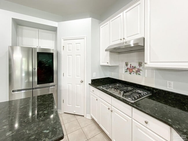Building Photo - 9678 Westgate Cir