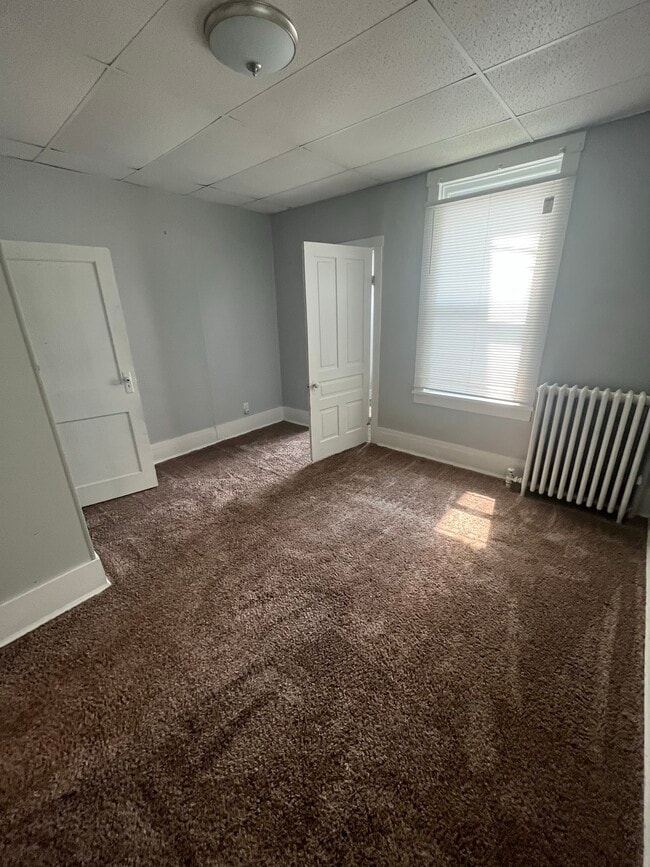 Building Photo - 29 Clinton Ave