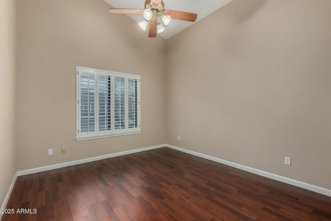 Building Photo - 4 Bedroom 2 Bathroom Scottsdale Ranch Home