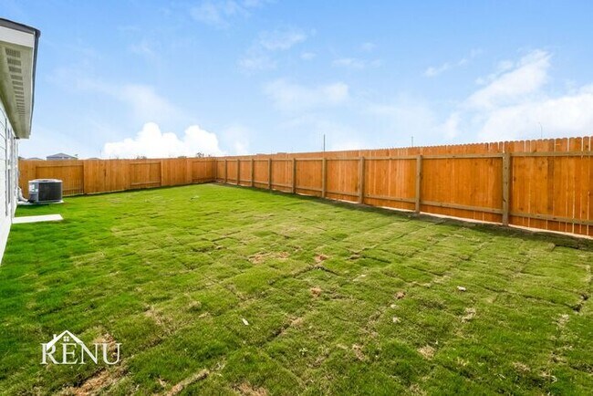 Building Photo - Coming Soon!