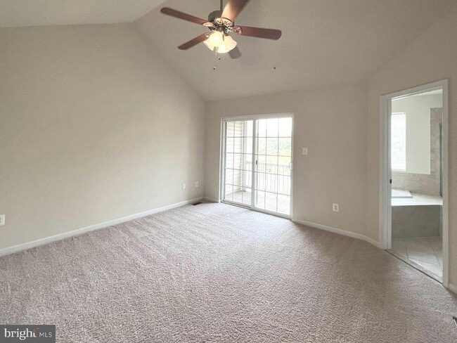 Building Photo - 1009 Red Clover Rd