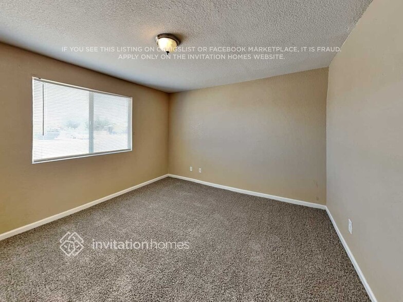 Building Photo - 5025 S 20th Ave